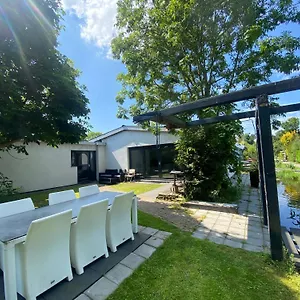  Villa Between Haarlem&amsterdam